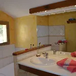 Maison De La Vigne 招待所 3*