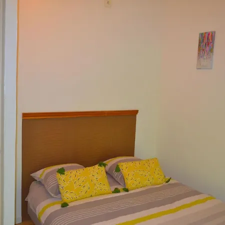 Πανσιόν Maison De La Vigne Venzolasca