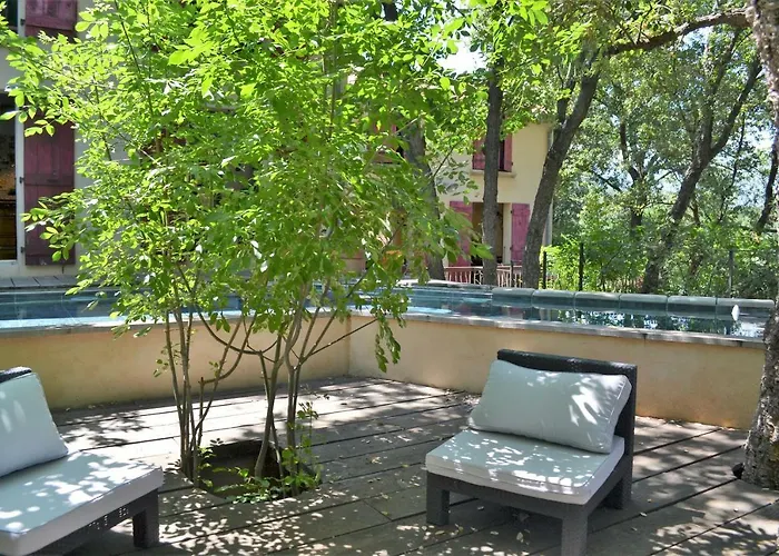 Maison De La Vigne 3*